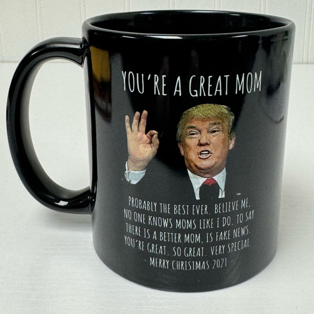 Donald Trump “Mom” 2021 Holiday Mug